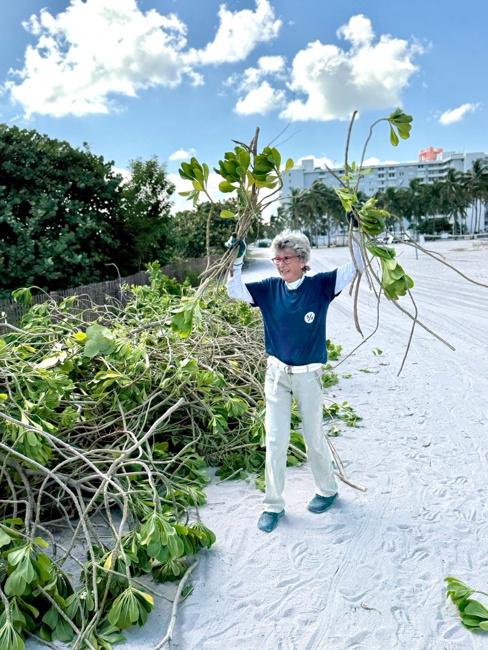 Surfrider-RenaissanceRe-SED-01